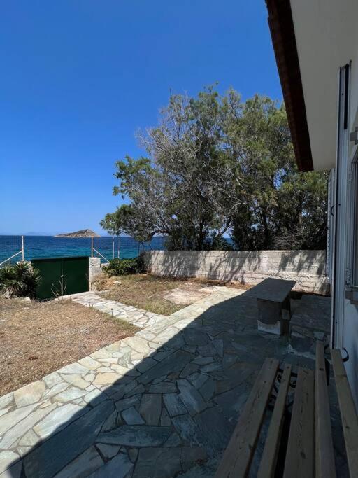 Coast Cottage Porto Rafti-Avlaki Exteriér fotografie